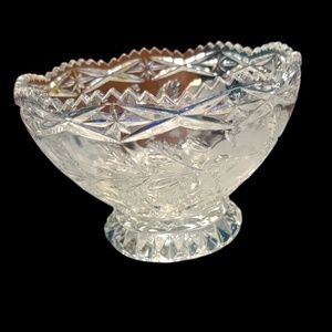 Elegant Vintage Crystal Cut Glass Bowl Featuring a Frosted Rose and Leaf Design